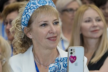 На «Большом женсовете» обсудили вопросы демографии и семьи